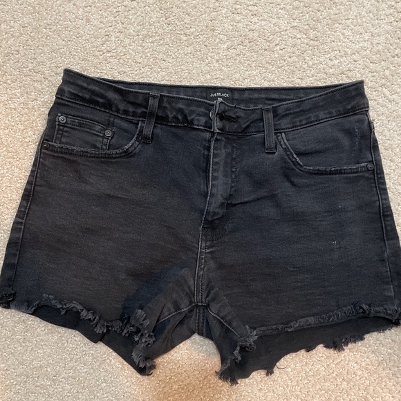 Black denim cut off shorts - Picture 1 of 3